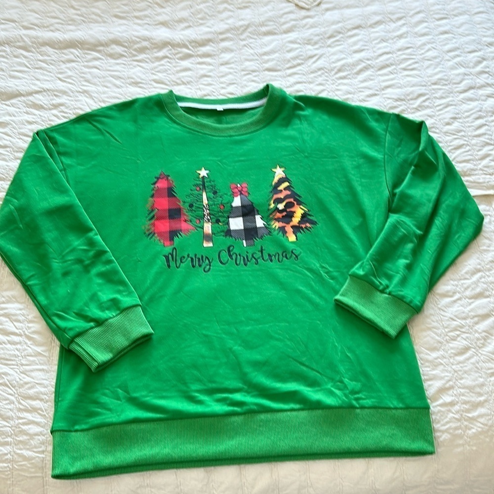 Merry Christmas sweatshirt, size large green with Christmas trees NWOT